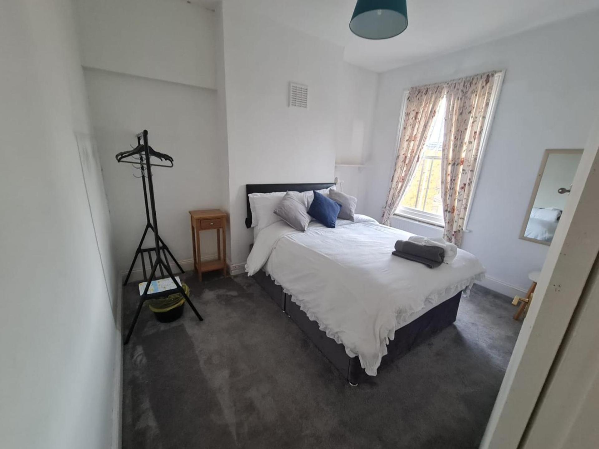 3-Bed House In London Self-Contained In Ladywell Villa Eksteriør billede